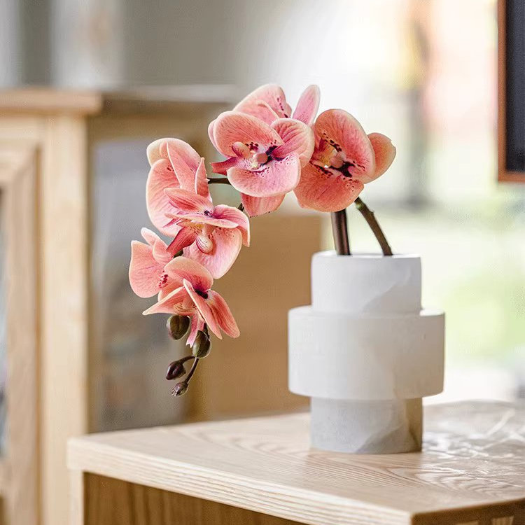 Arrangement floral orchidée papillon