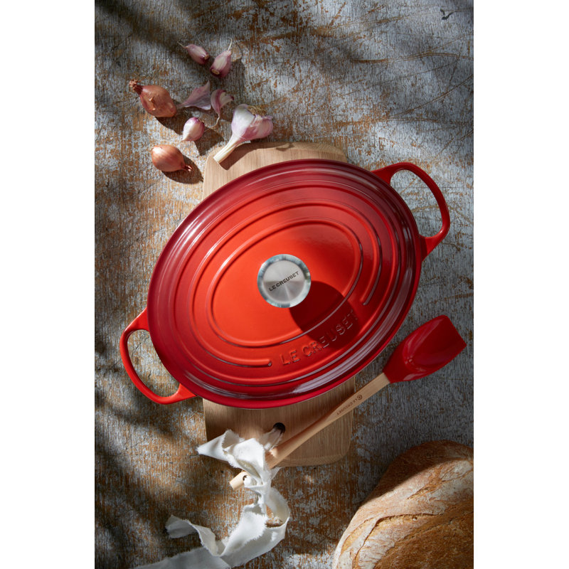 Le Creuset Enameled Cast Iron Oval Dutch Oven with Lid, 2.75 quarts, Cerise