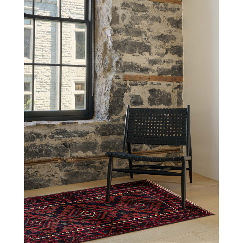 Tapis bleu marine Teimani 3 pi 5 po x 6 pi 2 po