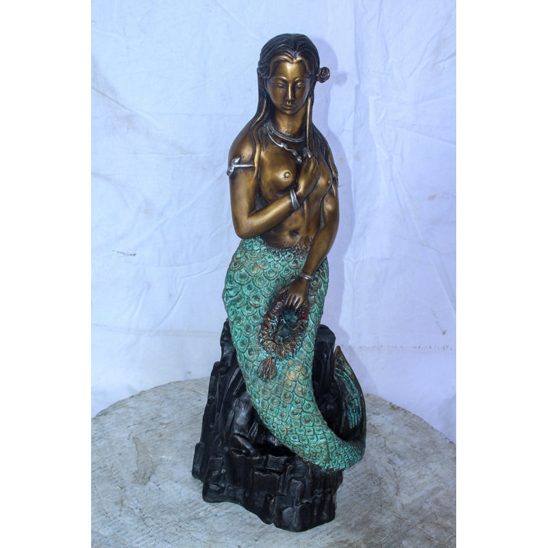 Statue en bronze de la collection de sirènes sur roche près de l'eau de Nifao, art nu, 10 po x 9 po x H 24 po