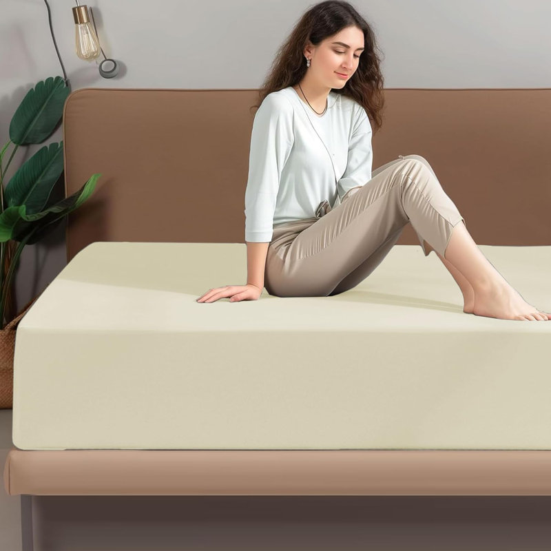My Home Store Gylfi 300 Thread Count Egyptian-Quality Cotton Percale Fitted Sheet, Super King (6'), Cream