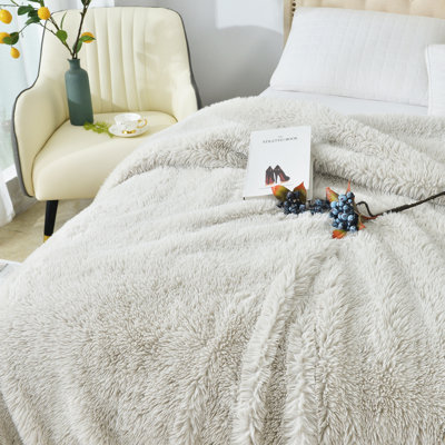 Knitted Throw Blanket