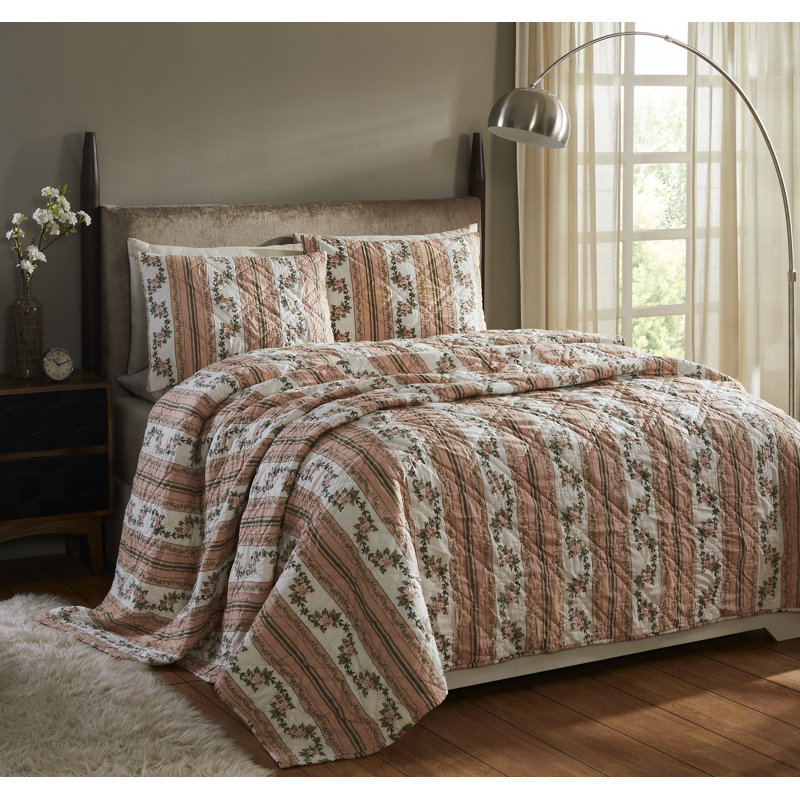 Marie Quilt Set, Blush, King Quilt + 2 King Shams