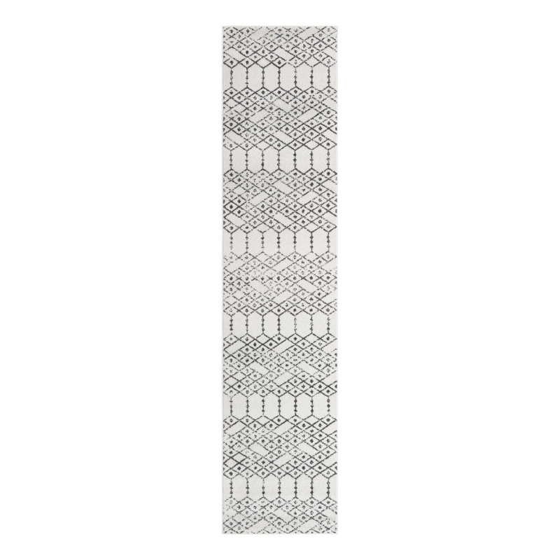 Isaiu Geometric Indoor Rug, Runner 2'11" x 13'