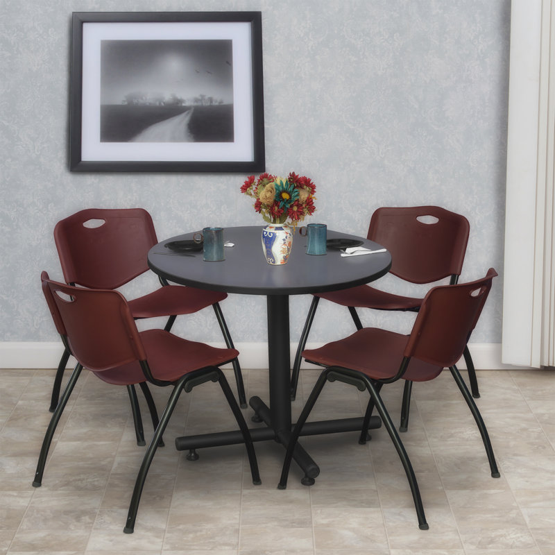 Table de salle de repos Nicklo, Bourgogne, 29" H x 30" L x 30" D, Gris