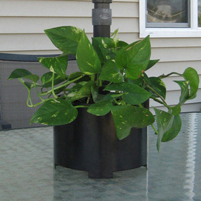 Wick St Lawrence Metal Pot Planter