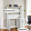 Bureau en métal blanc avec plateau en fer, compartiment ouvert, porte dans la base de rangement