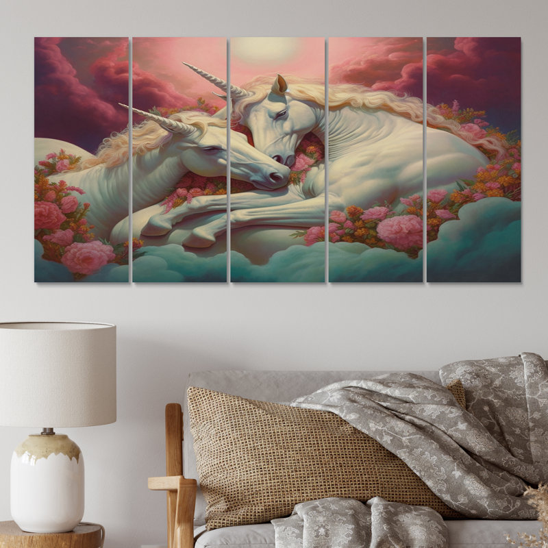 «Cute Unicorns Sleeping Together In Flowerfield VII», impression sur toile Licorne fantastique - 5 panneaux égaux