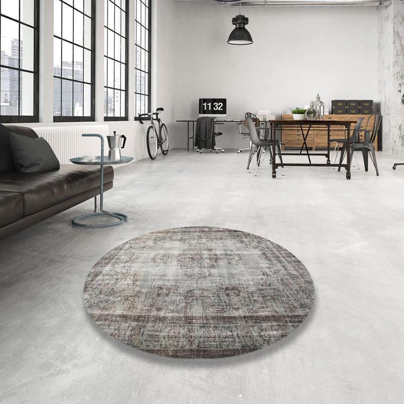 Mccreary Oriental Indoor Rug, Round 4'