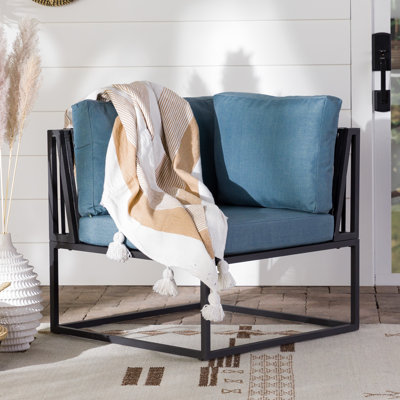 Chaise de patio avec coussins Runar