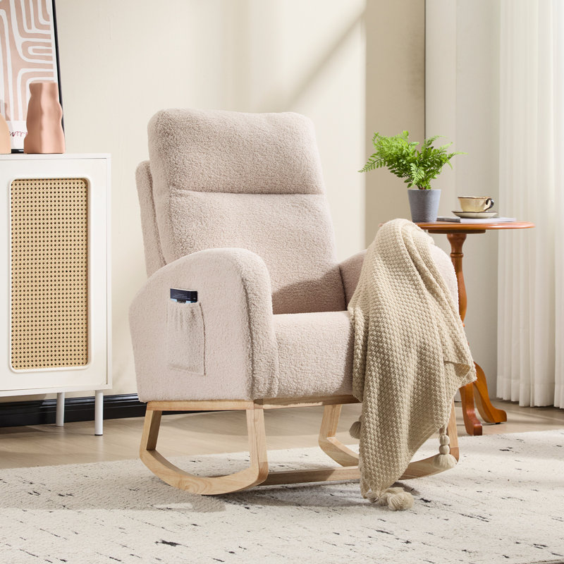 Chaise berçante d'appoint moderne avec pieds en bois massif, tissu doux et poche latérale pour porche respirant, Beige