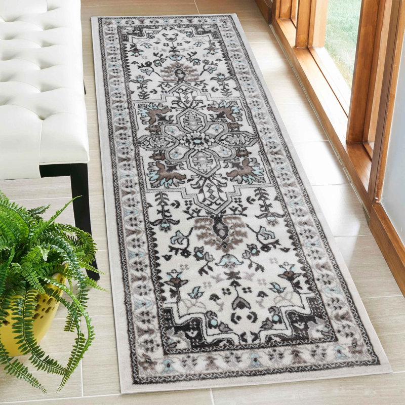 Einsgrove 100% Polypropylene Southwestern Medallion Area Rug, Runner 2'7" x 8'