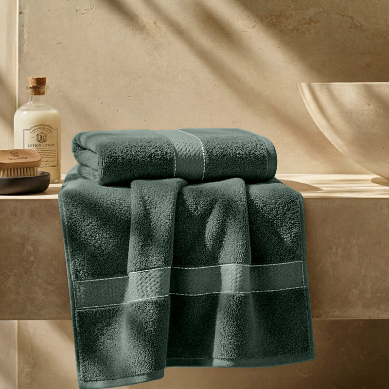 Niles Egypt Produced Giza Cotton Blend Ultra-Plush Absorbent Bath Towels, Forest Green