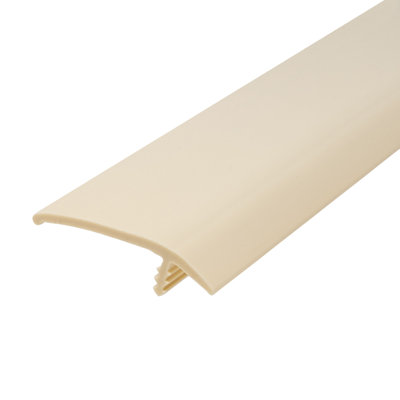 Plastic 1.5'' W x 3000'' L T-Molding