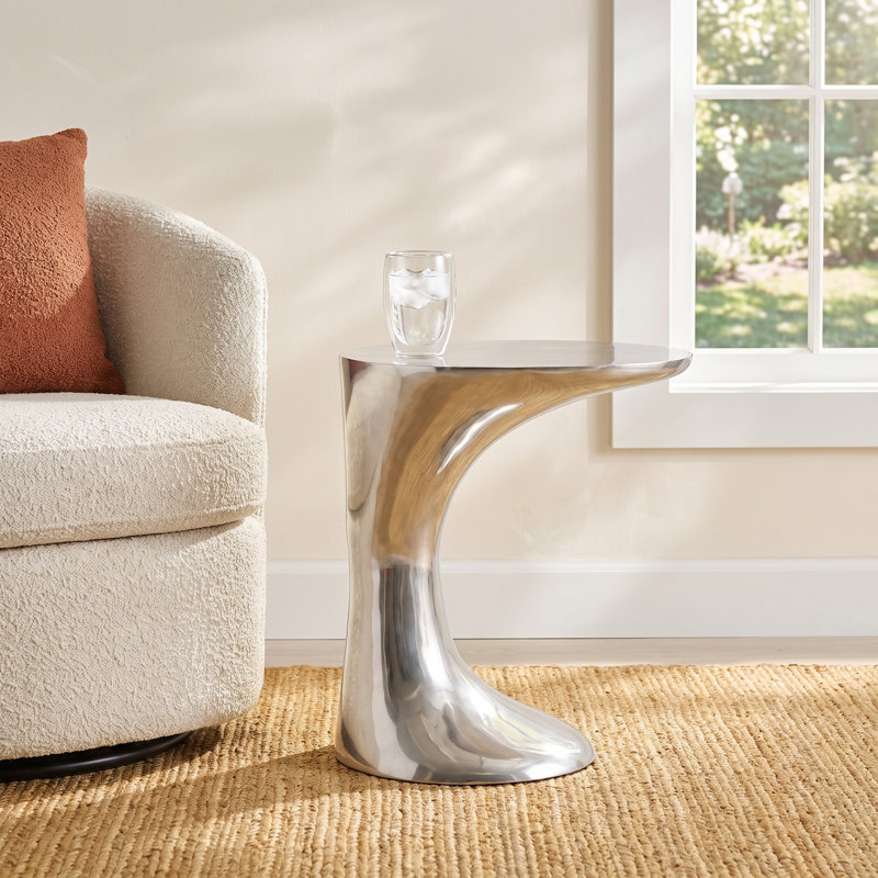 Ryli Side Table