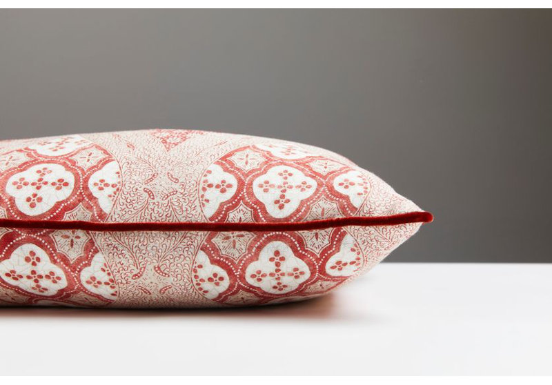 Pacifica Linen Lumbar Pillow Cover & Insert