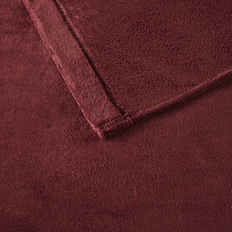 4 Pcs Burgundy King Sheet , 100% , Brushed Both Sides For Cozy Feel, With Flat Sheet, Fitted And 2 Pillowcases, Fits 16" Mattresses, Of In Burgundy, Soft Warm, On Sides, Comes Machine Washable
