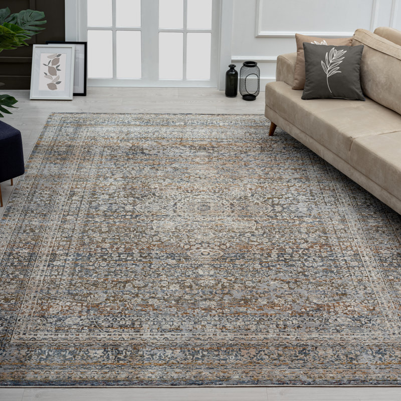 Dmon Floral Area Rug in Blue, Rectangle 5'3" x 7'6"