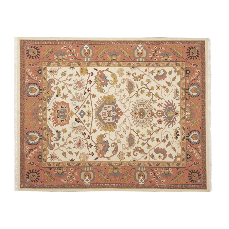 Wool Oriental Area Rug in Ivory/Rose
