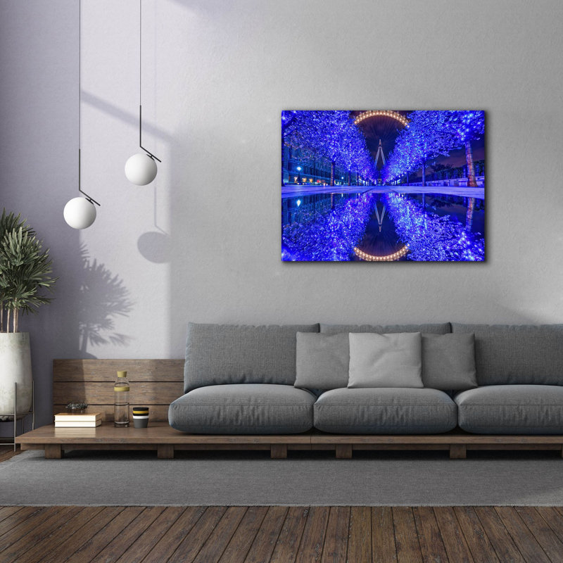 «London Eye In Blue On Canvas» par Mark A Paulda, reproduction, H 40 po x l 54 po x P 1,5 po