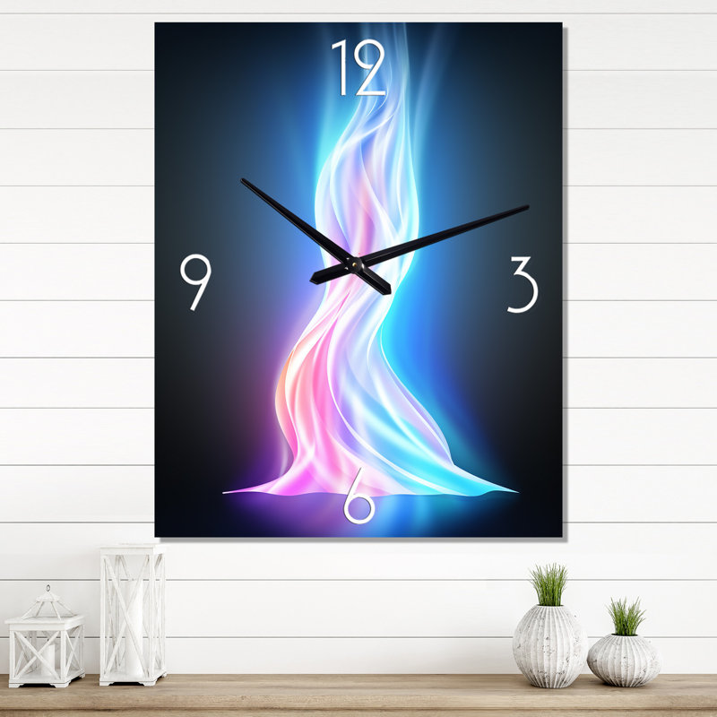 Horloge murale rose et bleue, H 28 po x l 12 po x P 1 po