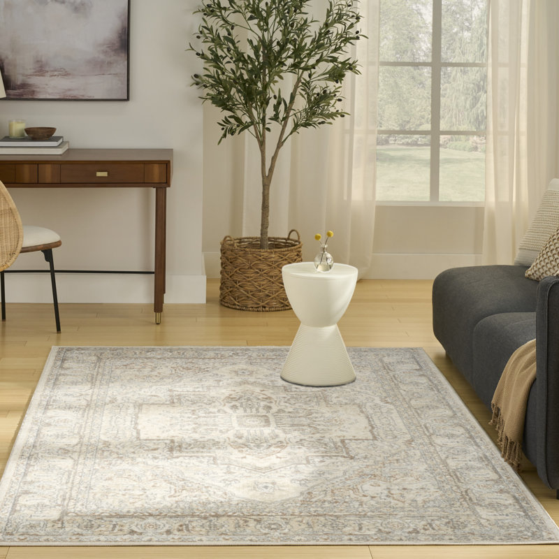 Tapis d'intérieur beige Graelyn, Rectangle 5 pi 3 po x 7 pi 3 po