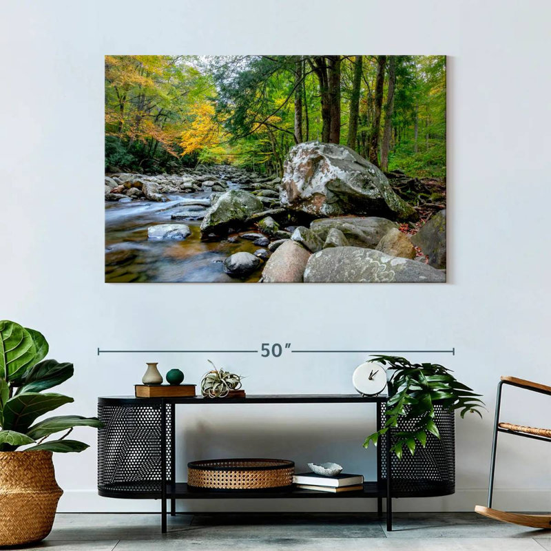 Harnek Autumn Mountain Stream, H 32 po x l 48 po