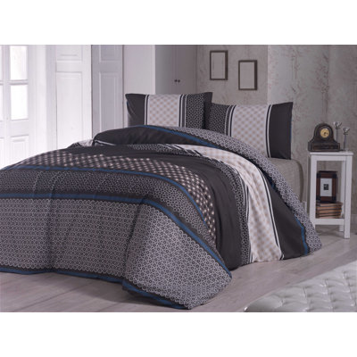 Chrysanthos Striped Duvet Cover Set with Pillowcases