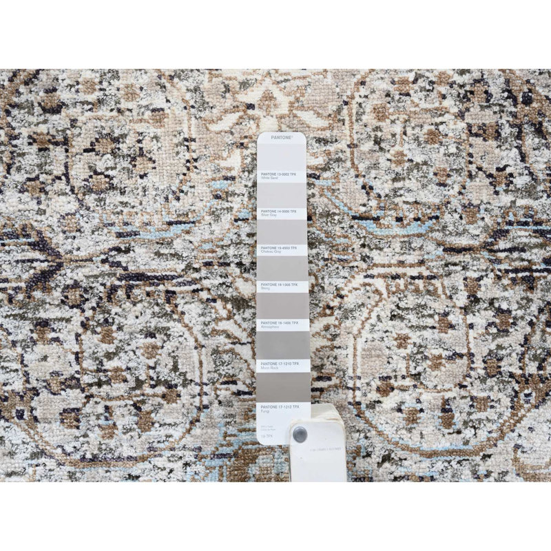 Tapis médaillon effilé 2 pi 6 po x 16 pi gris, noué à la main, moderne, transitionnel, à motif d'influence persane, en soie avec laine texturée, oriental, tapis 03EC23C15EBE4ECCBB01BDD2C109A236
