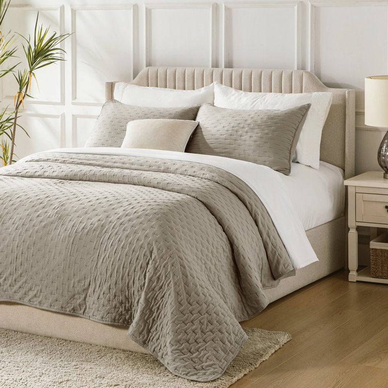 Polyester Quilt Set, King Quilt + 2 Pillowcases, Taupe