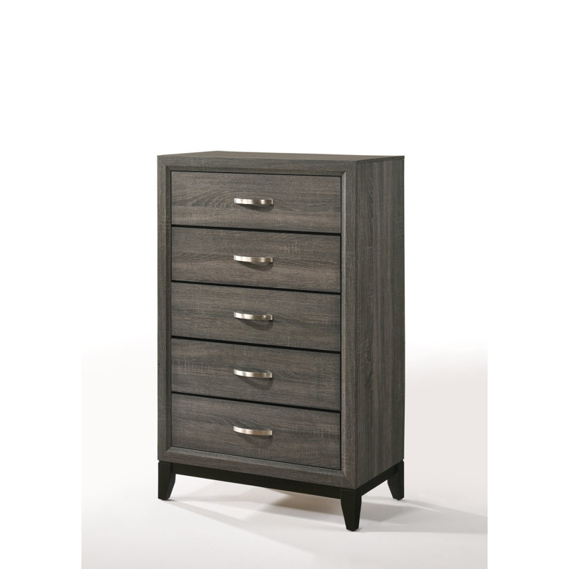 Commode à cinq tiroirs