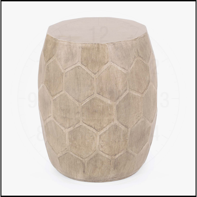 Table d'appoint d'extérieur en béton léger avec une touche artistique et une fonctionnalité polyvalente