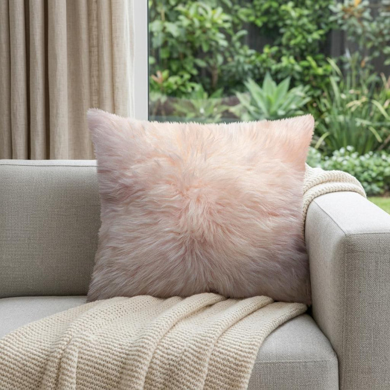Coussin 18 "en peau de mouton taupe 18", 18 po x 18 po, Rosé, Carré