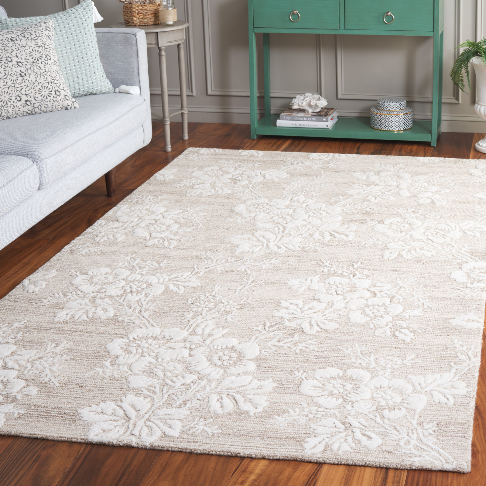 Hand-Tufted Wool Floral Rug, Rectangle 5' x 8'