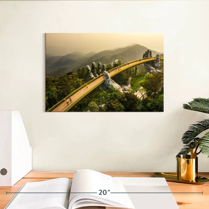 Lilie Vietnam Golden Bridge, 8" H x 12" W