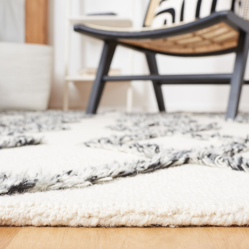 Tapis ivoire en laine / coton touffeté à la main à motif géométrique Pappalardo, Rectangle 6 pi x 9 pi
