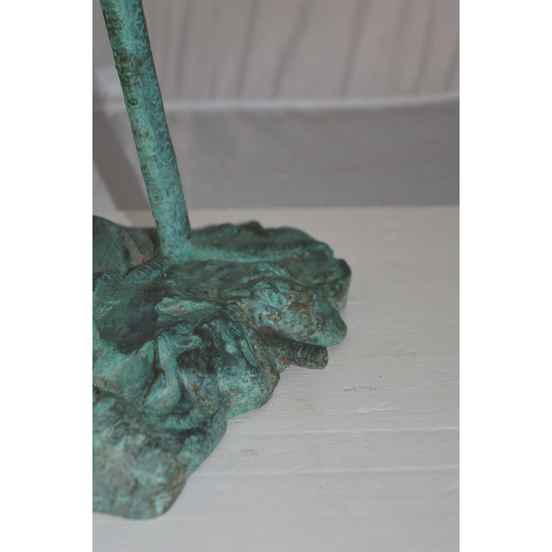 Statue bronze bronze bronze Héron - Taille: L 14 po x l 24 po x H 26 po.