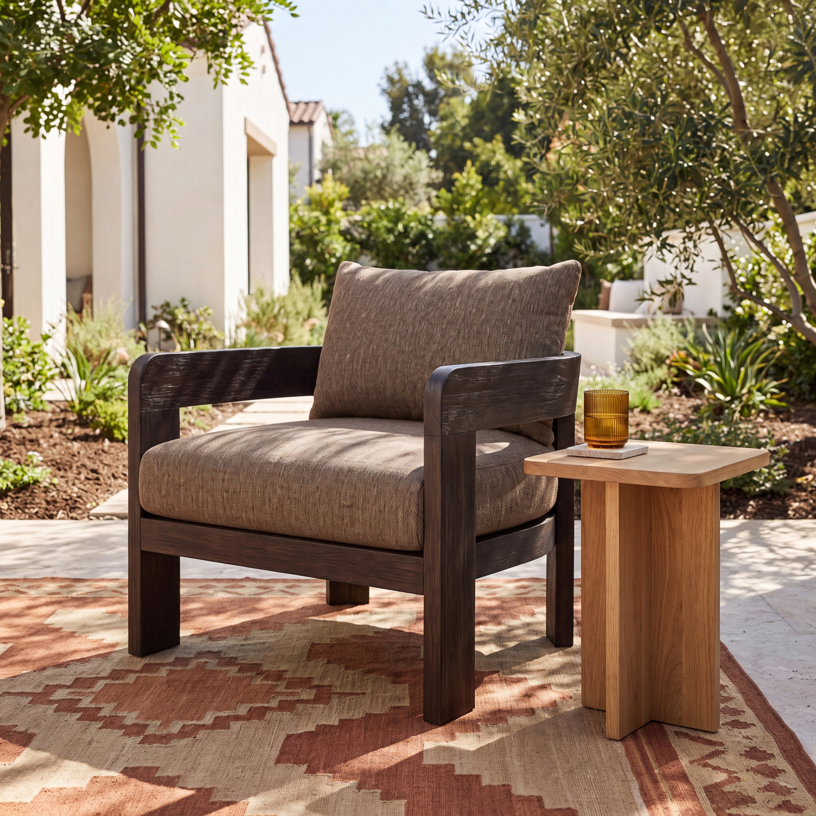 Outdoor Lounge Chair, Brown