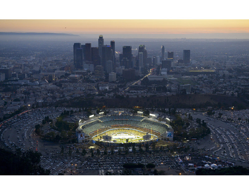 Dodger Stadium, H 15 po x l 24 po
