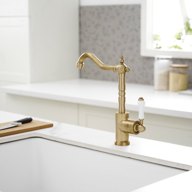 Single-Handle Kitchen Faucet Vessel Sink Faucet 360° Swivel One Hole Farmhouse Lavatory Vanity Faucet, Antique Brass