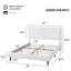 Lit simple et moelleux avec lit moelleux et lit confortable-893937951
