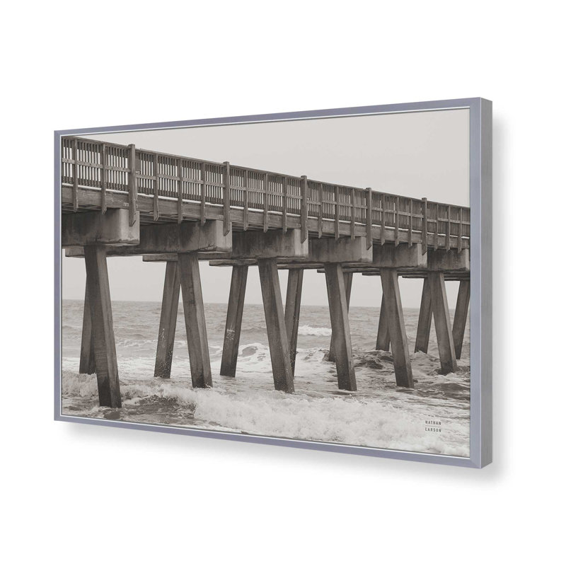 «Pier Angles II» par Nathan Larson, reproduction d'art, Argent, H 32 po x l 48 po
