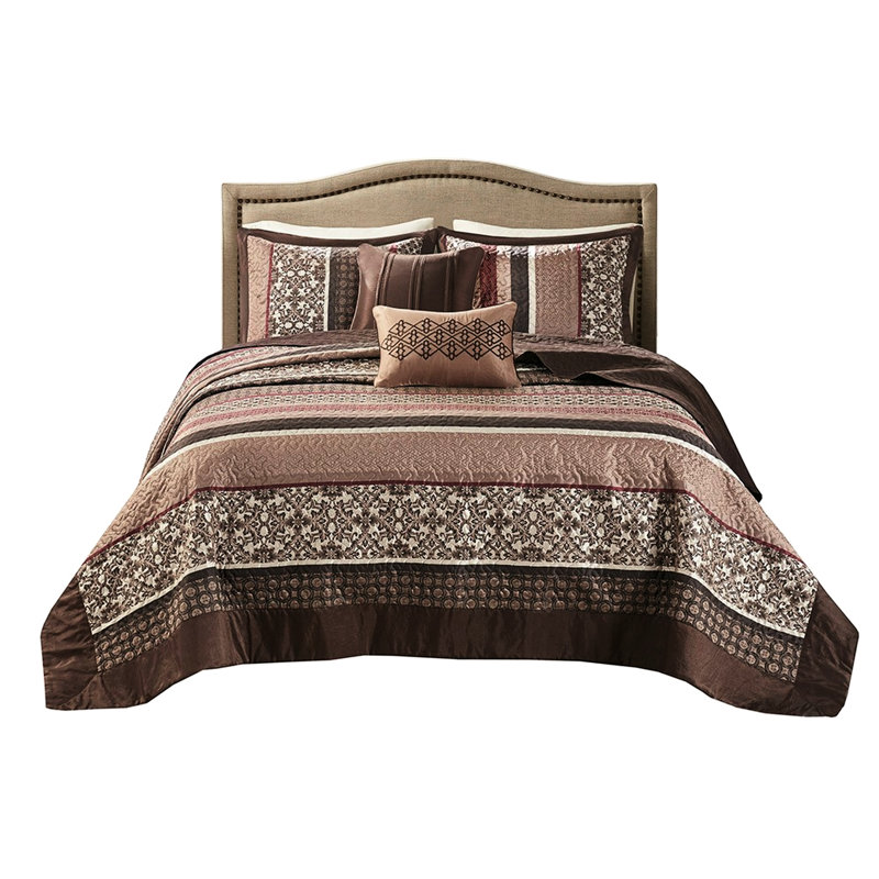 Full/Queen Size Red Bedroom With 5 Piece Quilt And Pillows Reversible In 2 Decorative Pillows,, Red