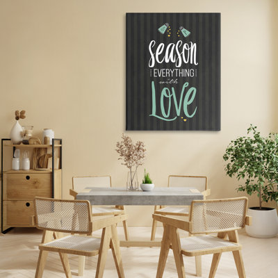 «Season With Love» en toile noire et verte, design par lettré et doublé