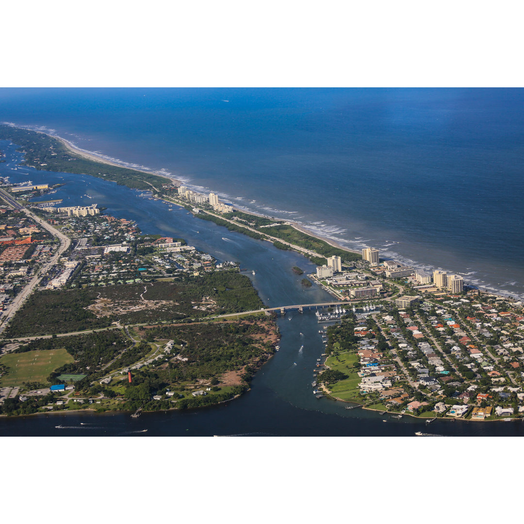 Aerial View Of The Jupiter Beach Inlet von Crystal Bolin Photography - Wrapped Canvas Art Prints