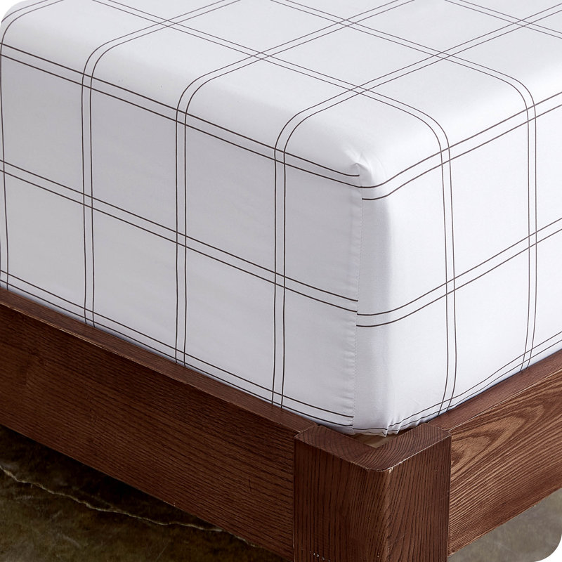 Queen White/Grey Microfiber Deep Pocket Plaid Fitted Sheet Set