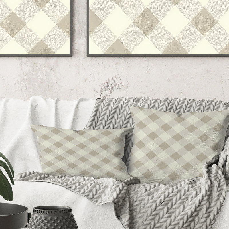 Coussin décoratif moderne beige et gris Gingham I, H 18 po x l 18 po