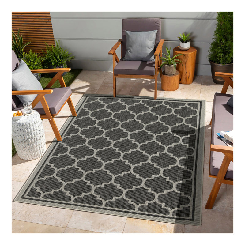 Tapis intérieur / extérieur anthracite 2 pi 7 po x 7 pi 3 po