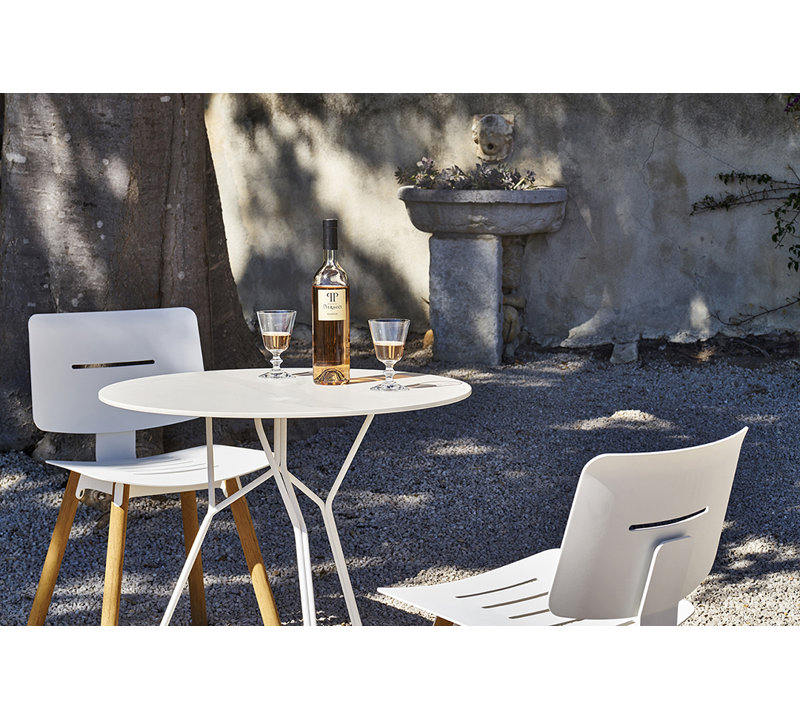 Serac Round Dining Table, White HPL