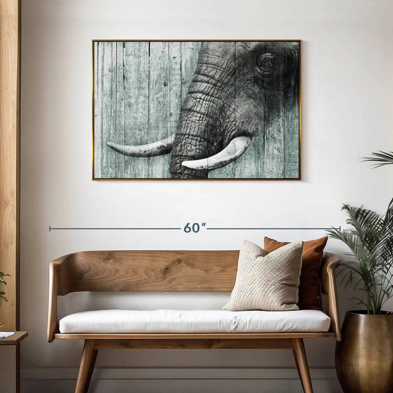 Éléphant sur bois texturé, Cadre flottant doré, 43 po x 29 po